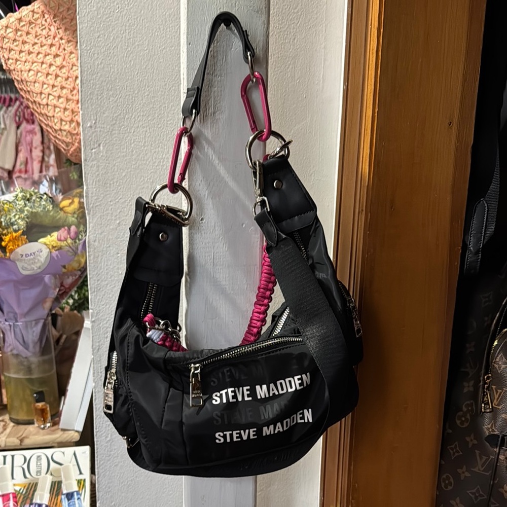 Steve Madden Black Multi Shoulder /Hobo Ballie Purse